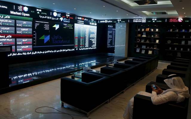 إغلاق مؤشر سوق الأسهم بالسعودية بإرتفاع تداول 3.2 مليار دولار
