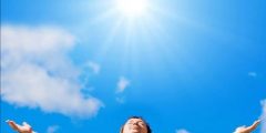 فوائد أشعة الشمس وأضرارها علي جسم الإنسان في فصل الصيف