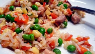 طريقة تحضير الأرز بالخضروات المشكلة لعمل وجبات صحية