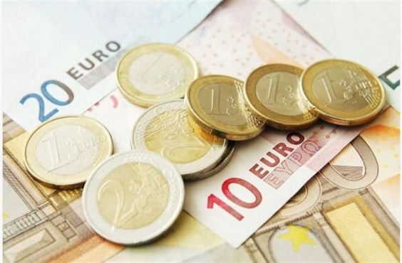 سعر اليورو أمام الجنيه المصرى فى البنوك المصرية الخاصة والحكومية اليوم 1 يناير 2022