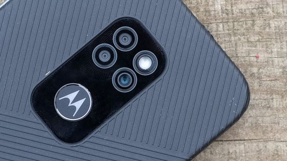سعر ومواصفات هاتف Motorola Defy الجديد لعام 2022