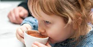 فوائد وأضرار القهوة علي الأطفال والمراهقين